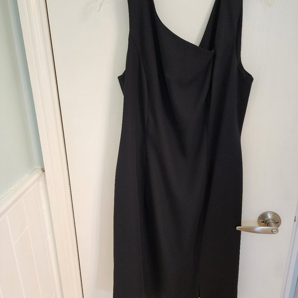 Liz Claiborne Little Black Dress size 14 - Picture 1 of 3
